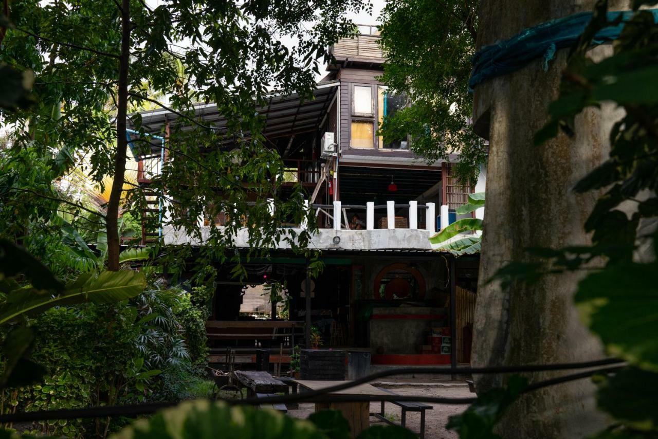 Moov Inn Garden Hostel Ko Tao Zewnętrze zdjęcie